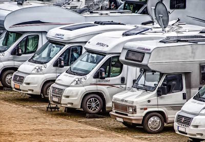 Tour mit Privatwagen, Wohnmobil oder Chauffeur