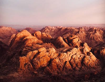 Die Sinai- und Sahara-Wüsten